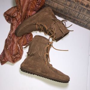 Women’s Minnetonka Moccasins 5